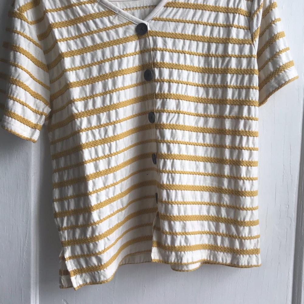 Yellow stripes top